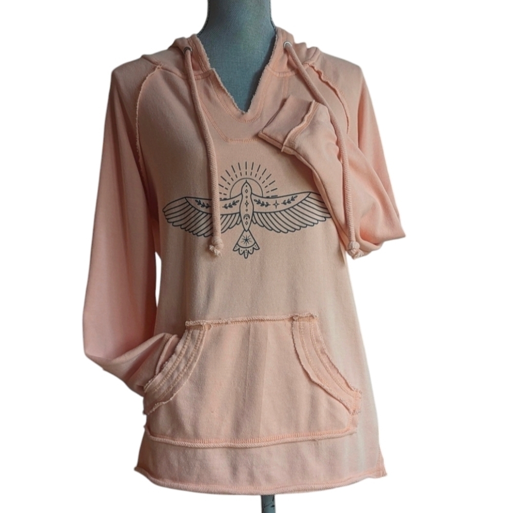 Super Love Tee Sweatshirt with Peacebird